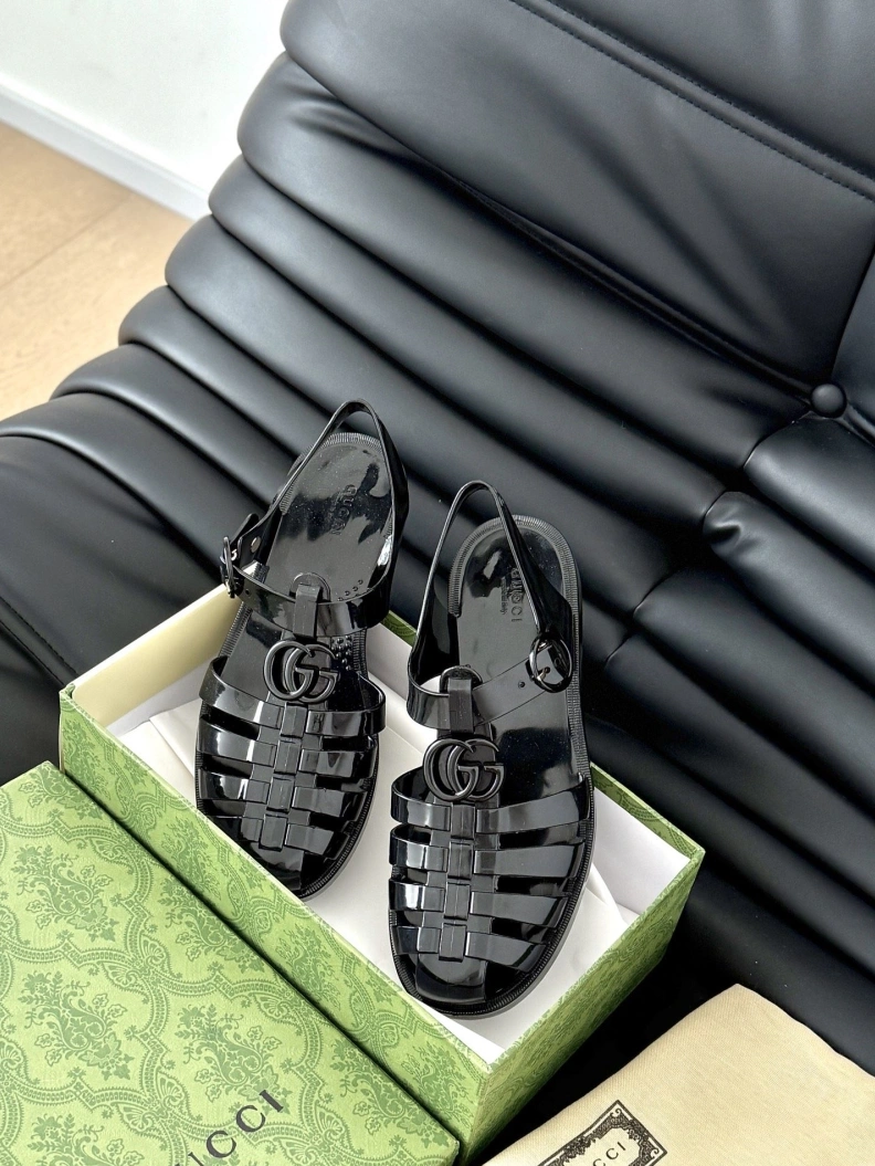 Sophisticated Gxccx Sandals 157224