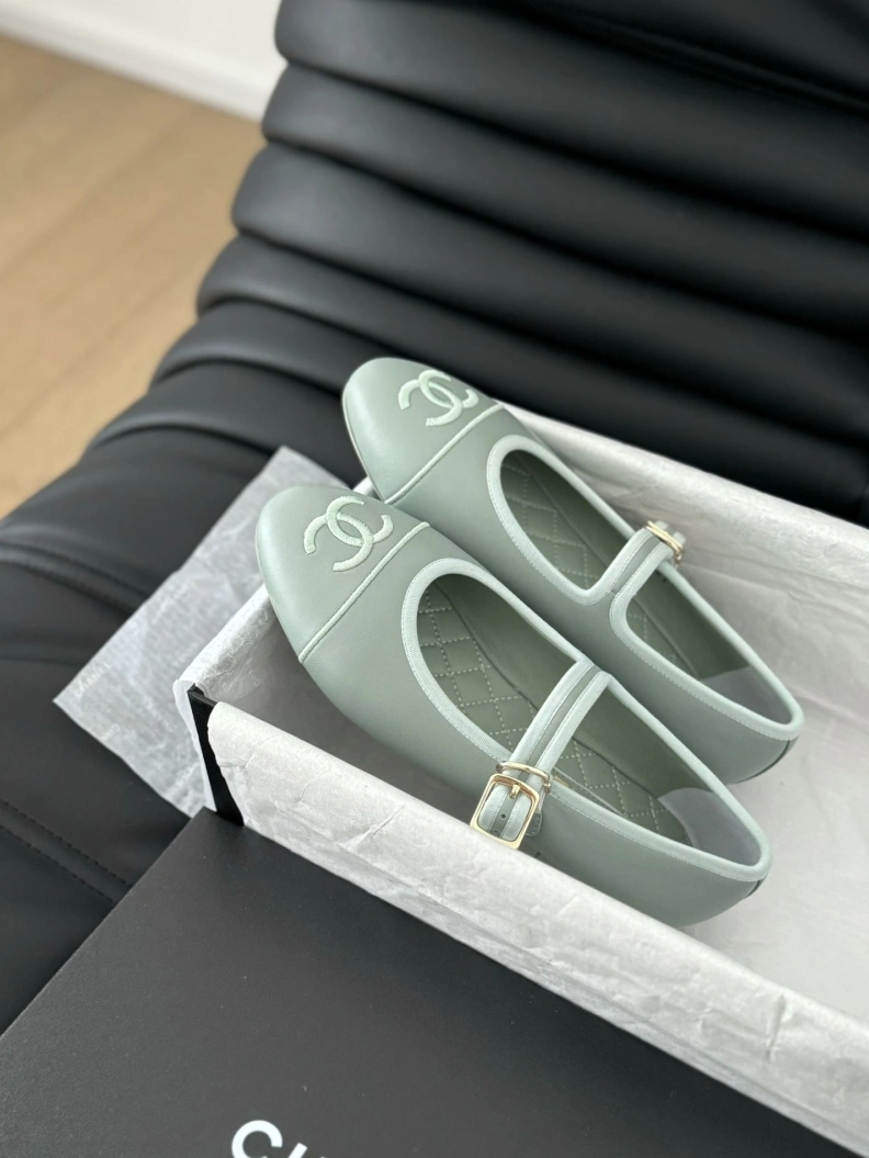 NewStyle Chxnxl Flat Shoes 119521