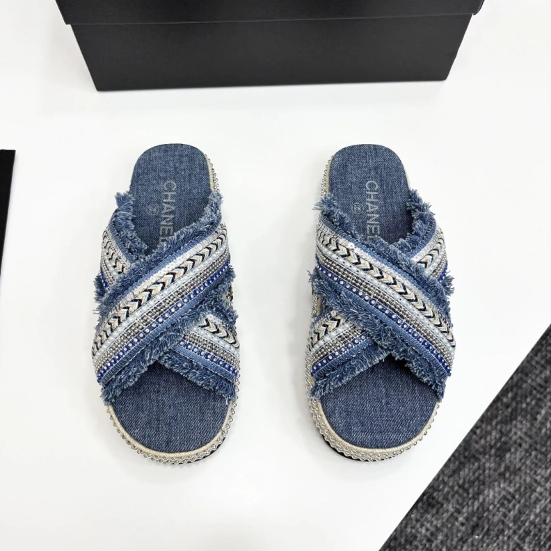 DailyWear Chxnxl Slippers 119041