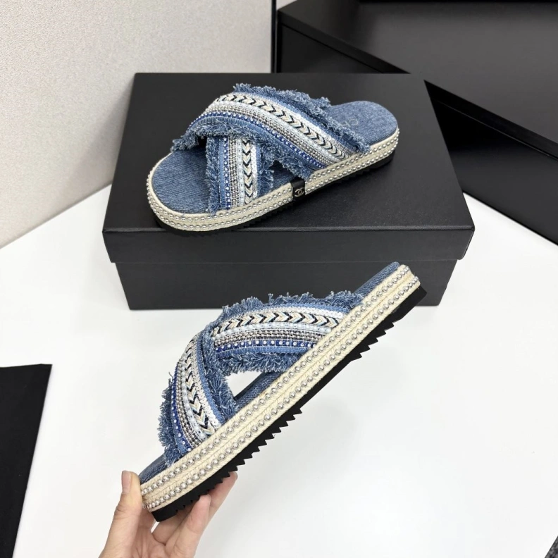 DailyWear Chxnxl Slippers 119041