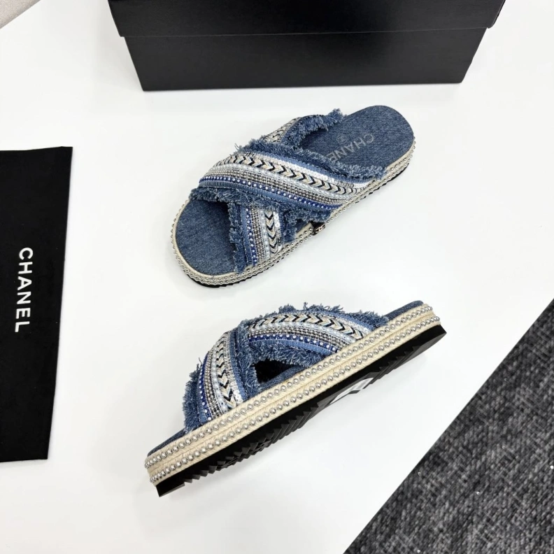 DailyWear Chxnxl Slippers 119041
