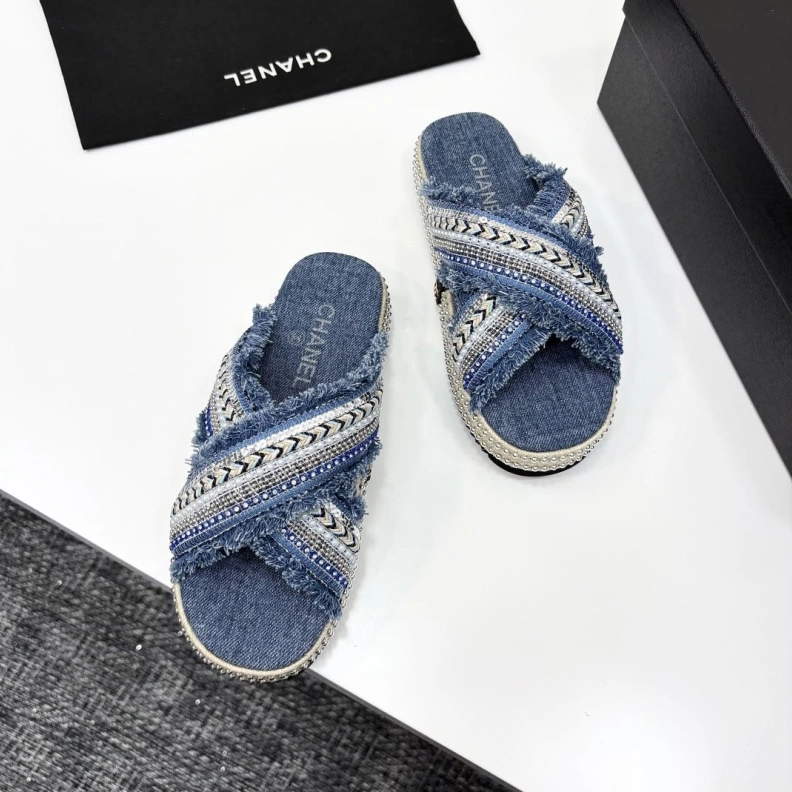 DailyWear Chxnxl Slippers 119041