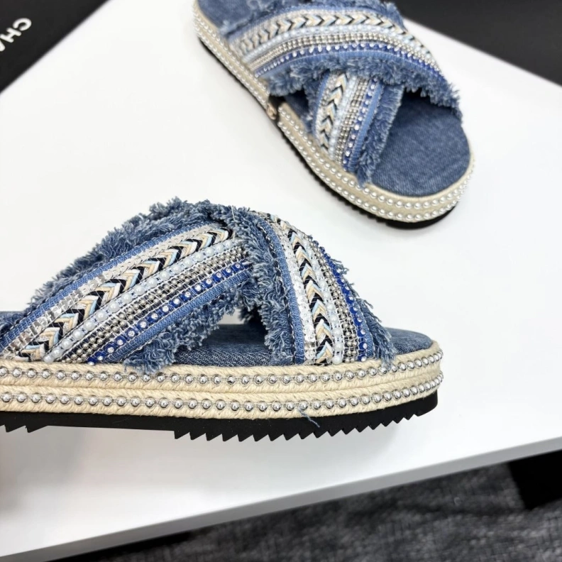 DailyWear Chxnxl Slippers 119041
