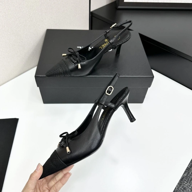 Bold Chxnxl Sandals 119268
