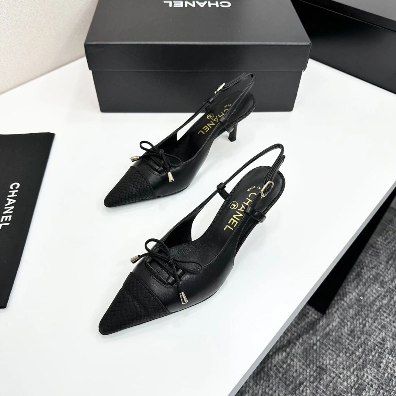 Bold Chxnxl Sandals 119268
