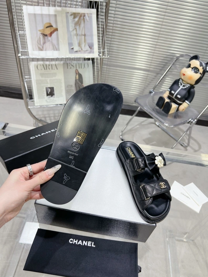 Chxnxl Sandals Bold 119271