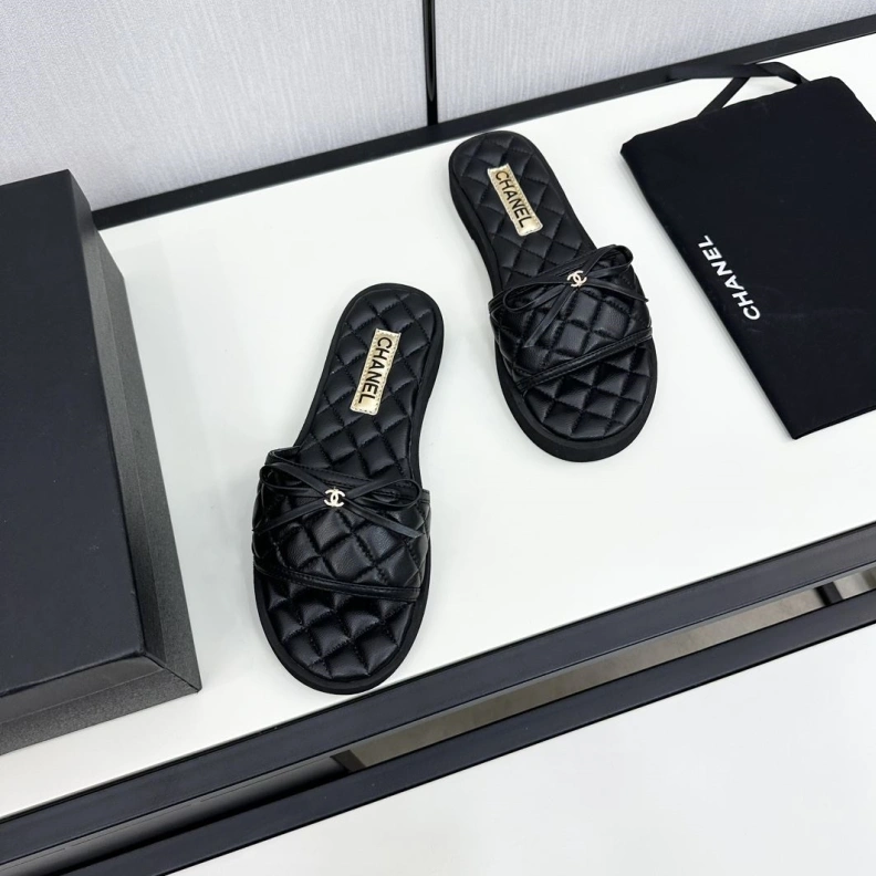 Chxnxl Slippers WellDesigned 119036