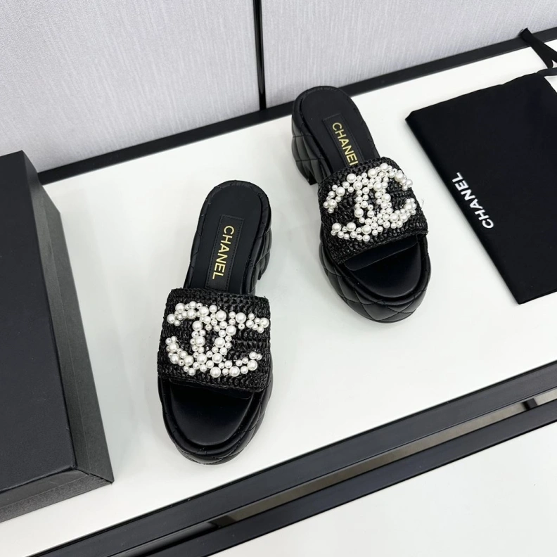 Chxnxl Slippers UrbanStyle 119024