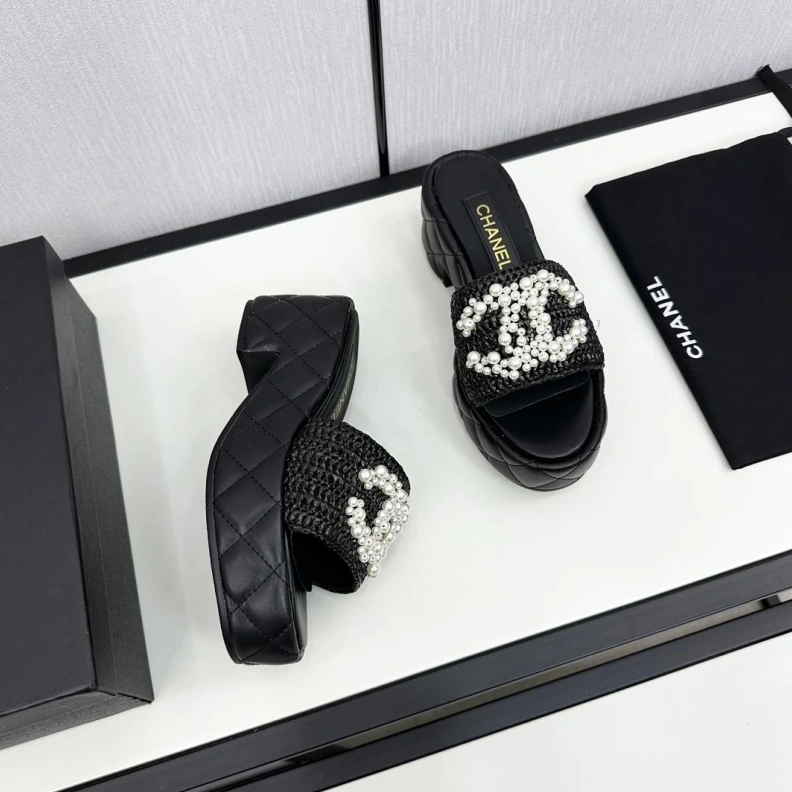 Chxnxl Slippers UrbanStyle 119024