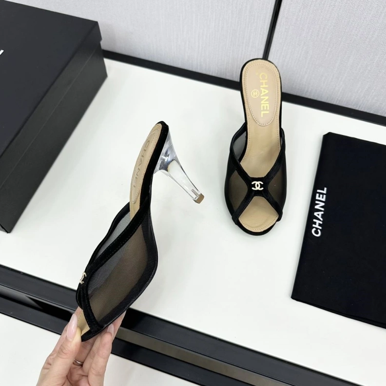 Bold Chxnxl Sandals 119258