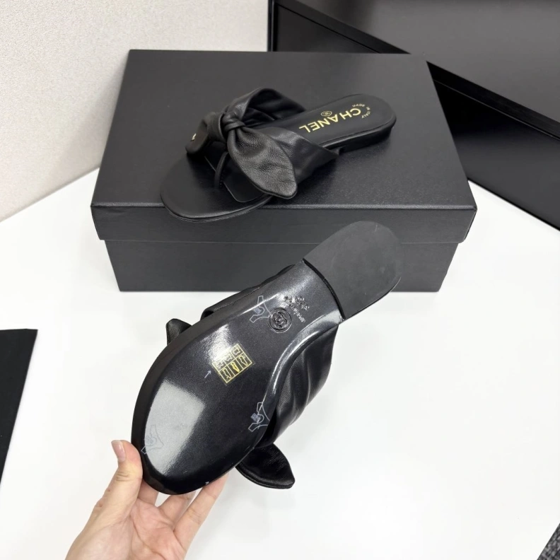 ModernLook Chxnxl Slippers 119015
