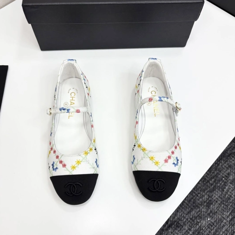 Soft Chxnxl Flat Shoes 119514