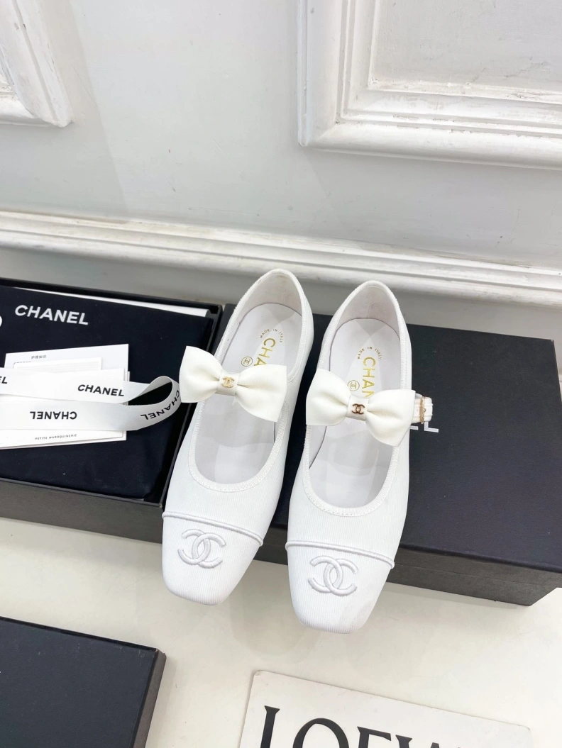Chxnxl Flat Shoes Bold 119504
