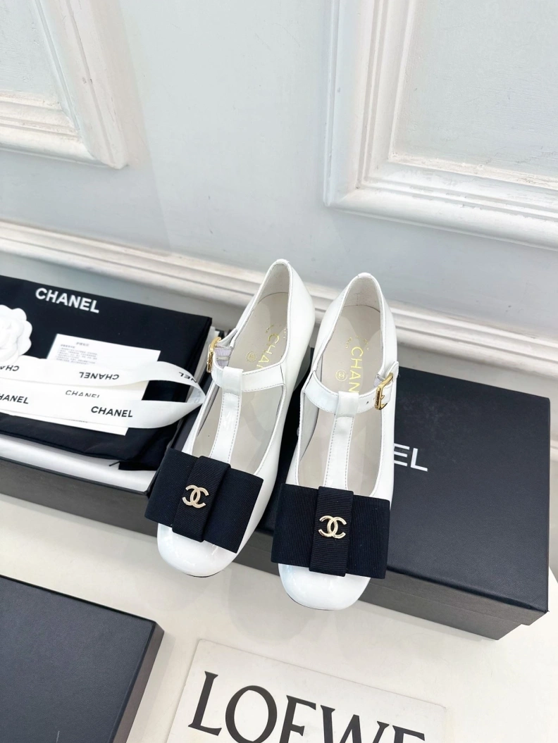 Resilient Chxnxl High Heels 119334
