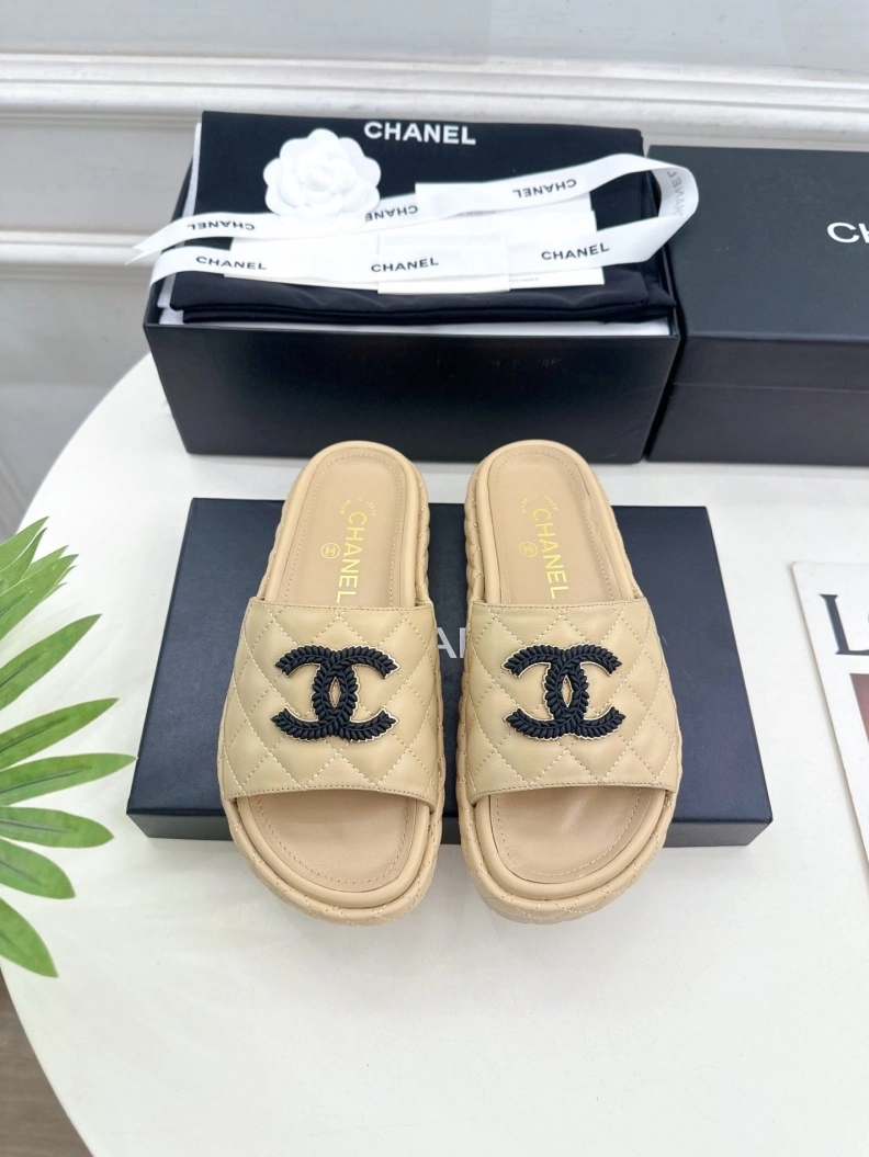 GoodFit Chxnxl Slippers 119001
