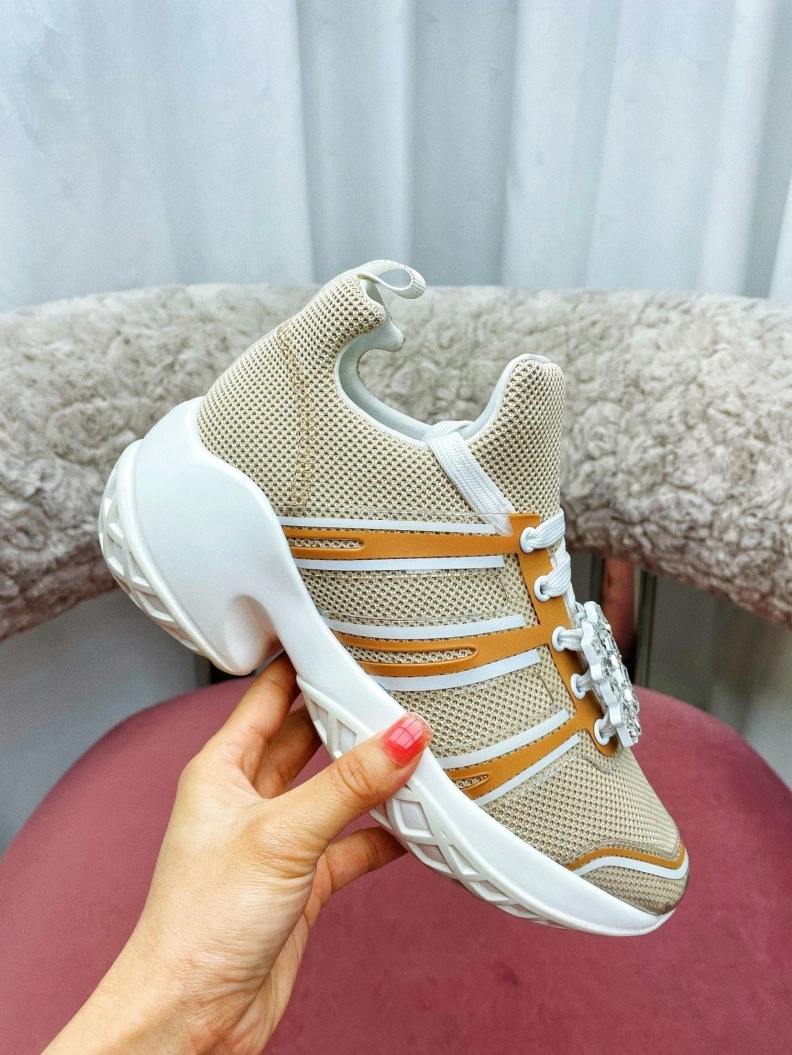 Versatile Othxr Sneakers 212045