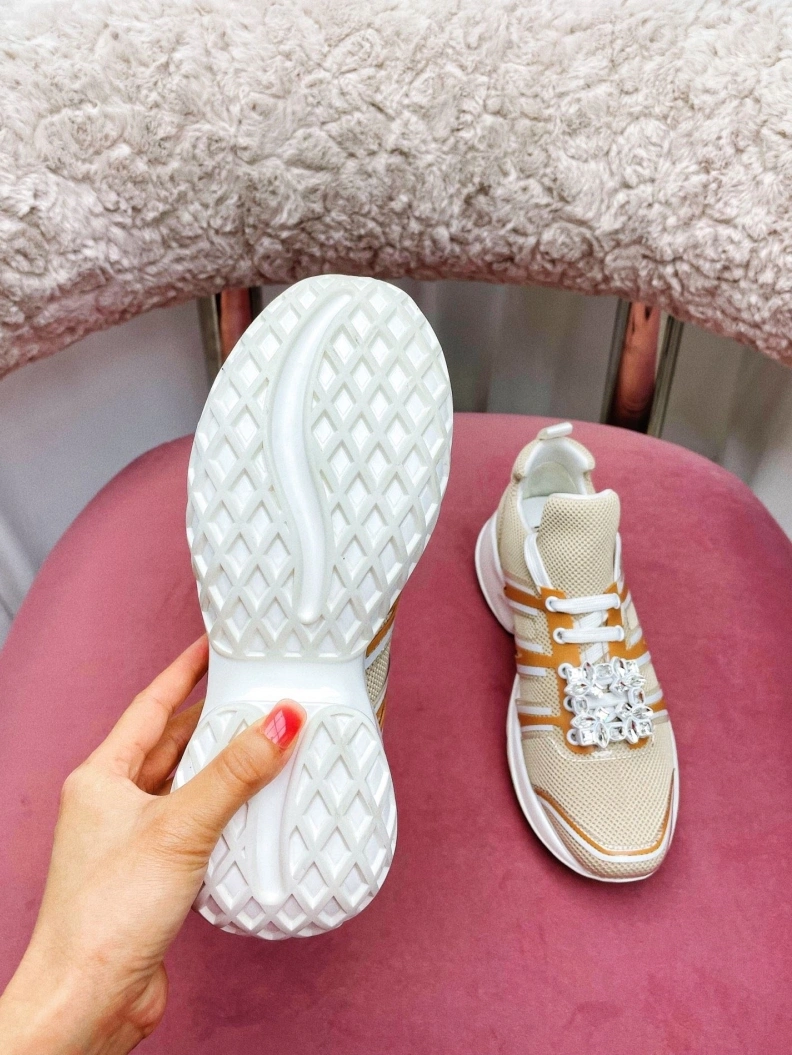 Versatile Othxr Sneakers 212045