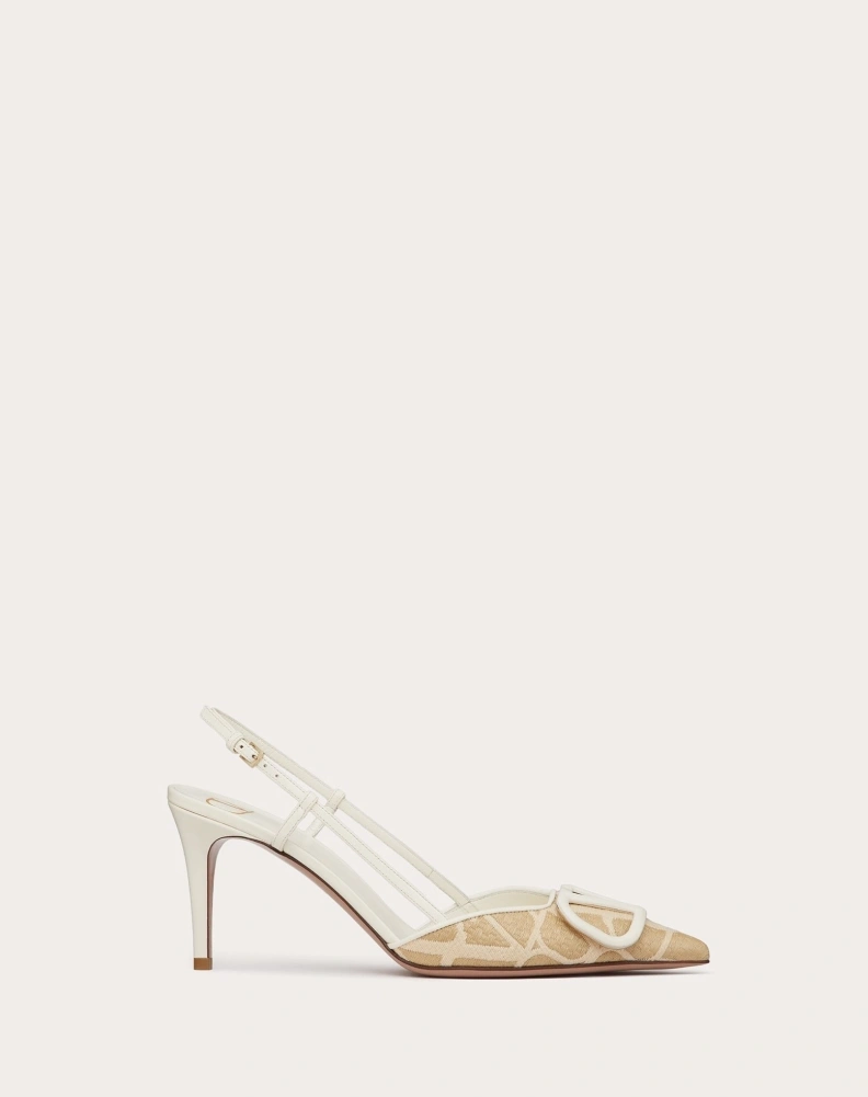 Classic Vxlxntino Sandals 229469