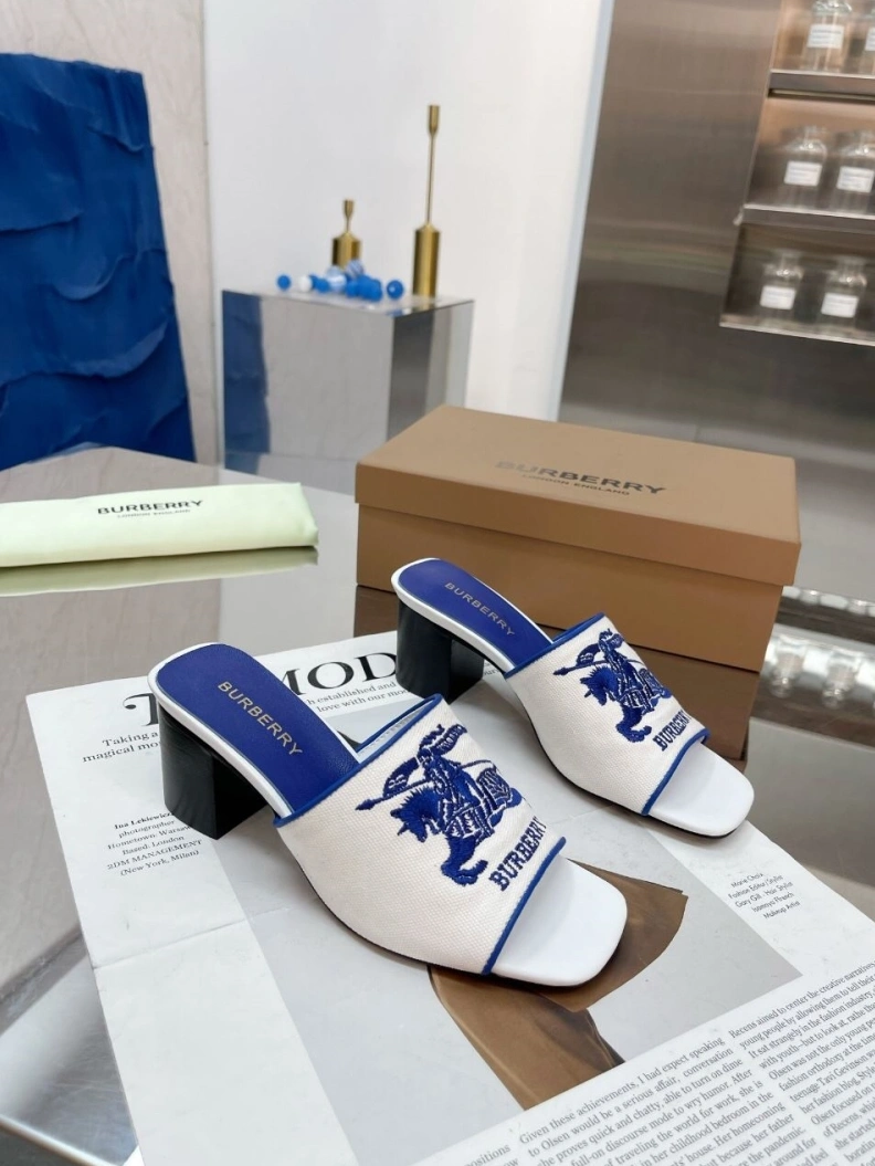 Cozy Bxrbxrry Slippers 114834