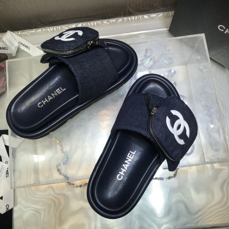 UrbanStyle Chxnxl Slippers 118997