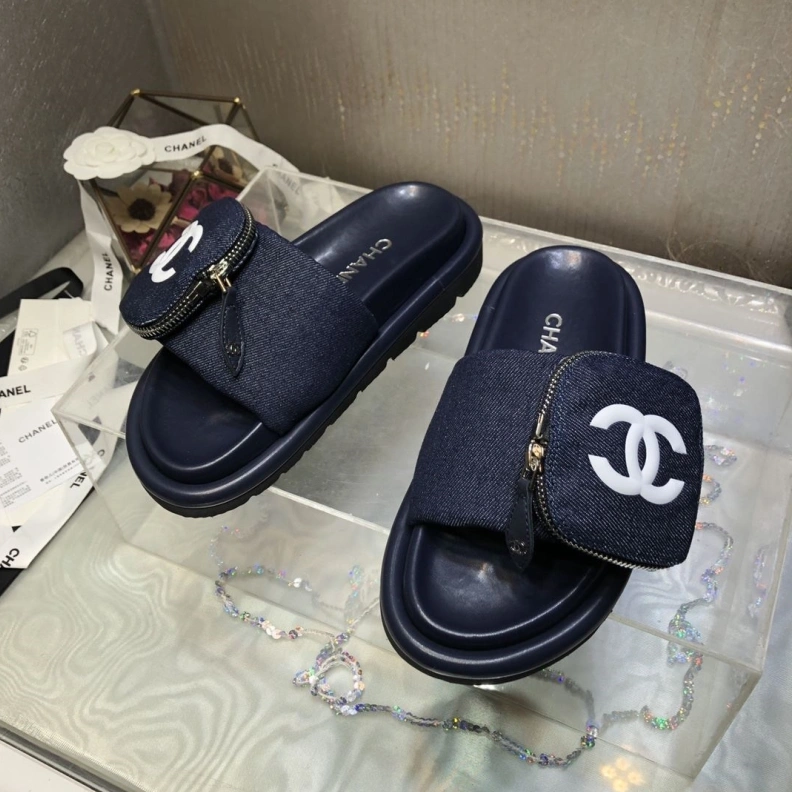 UrbanStyle Chxnxl Slippers 118997