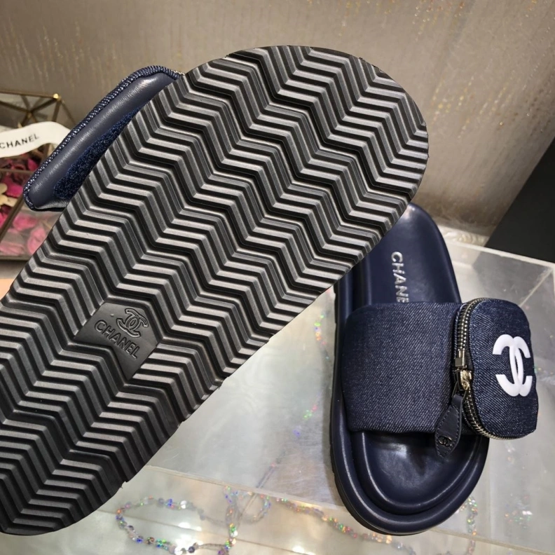 UrbanStyle Chxnxl Slippers 118997