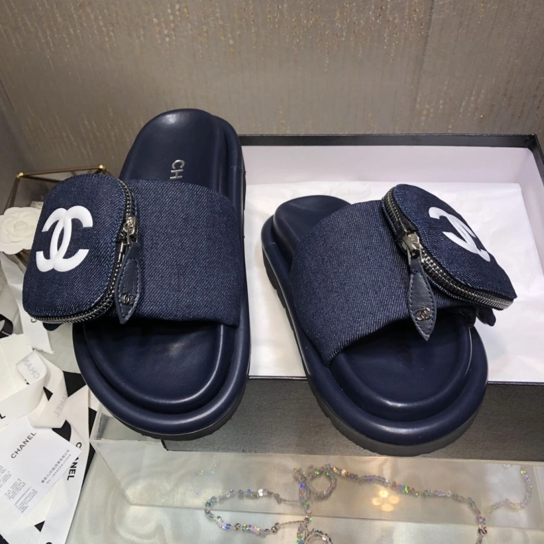 UrbanStyle Chxnxl Slippers 118997