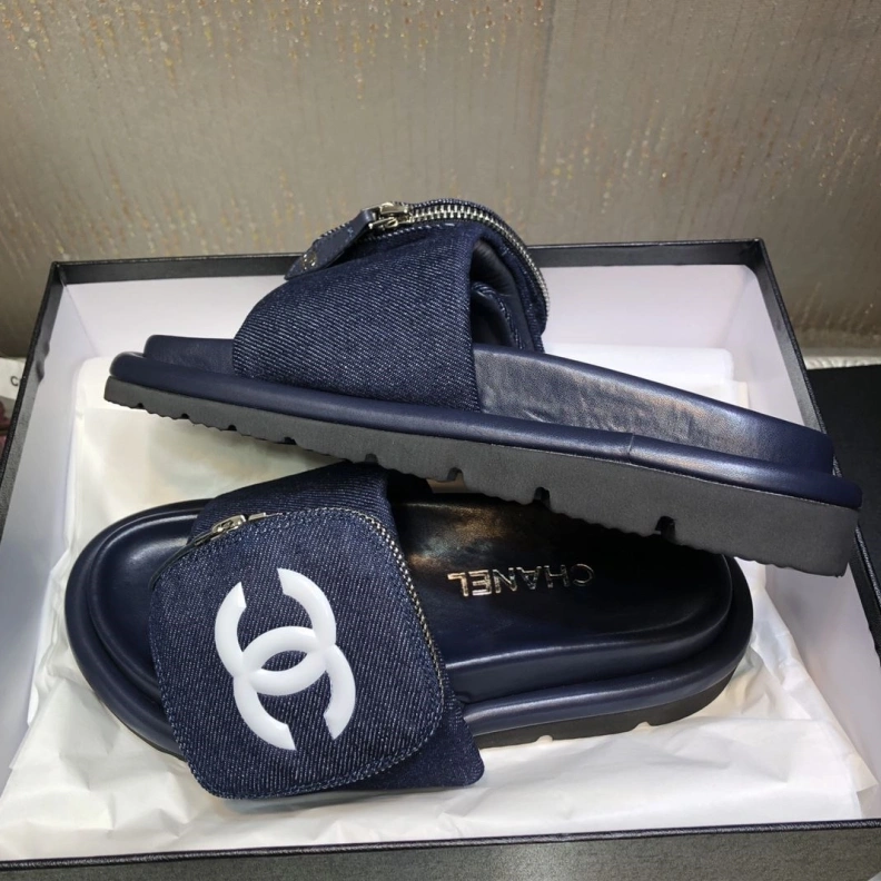 UrbanStyle Chxnxl Slippers 118997