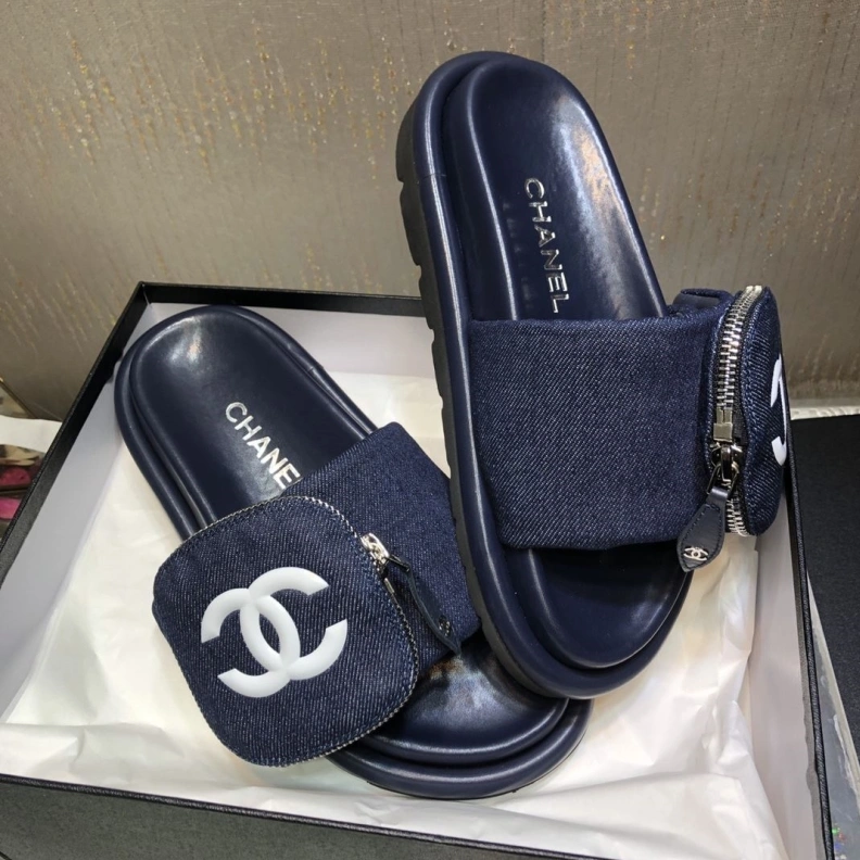 UrbanStyle Chxnxl Slippers 118997