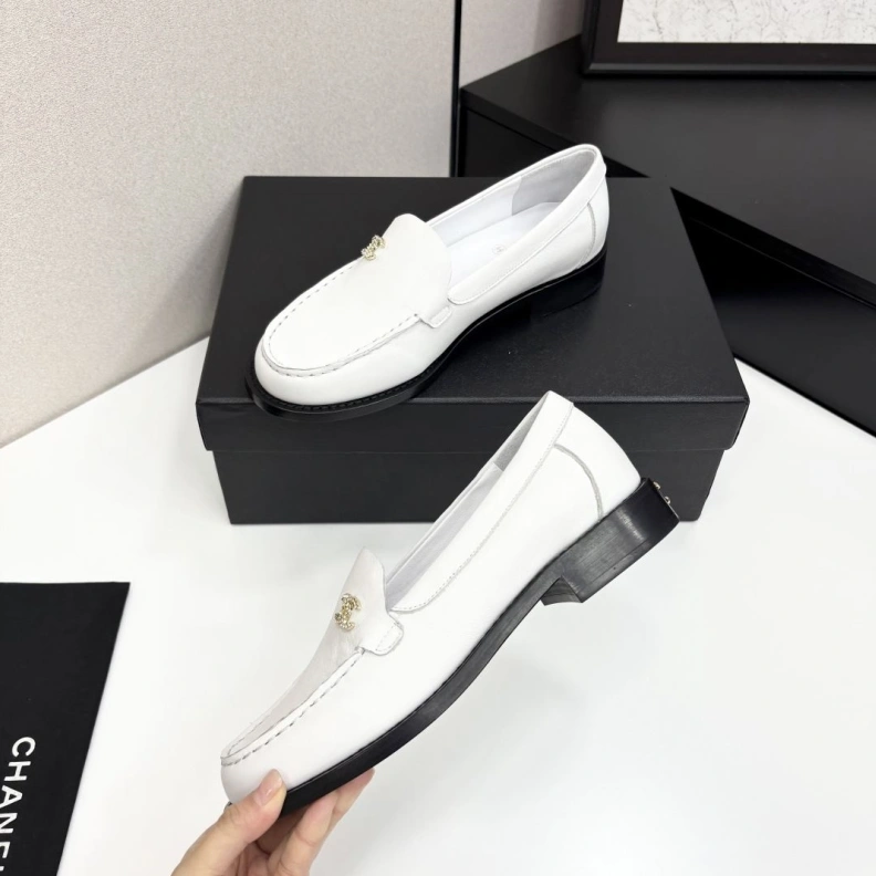 Affordable Chxnxl Leather Shoes 119316