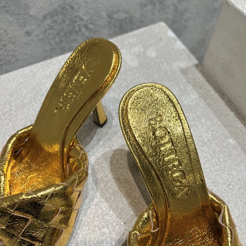 Othxr Sandals EyeCatching 212175