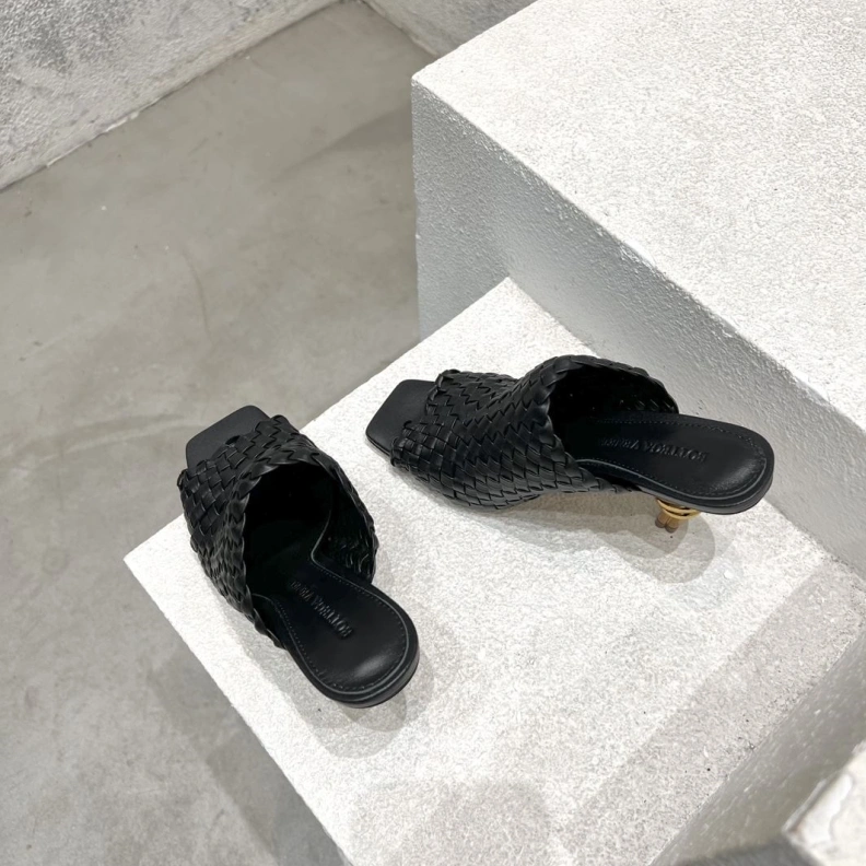 Lightweight Othxr Sandals 212172
