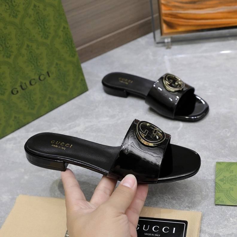 HighQuality Gxccx Slippers 157105