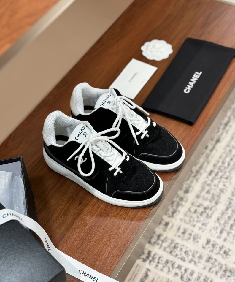 Timeless Chxnxl Casual Shoes 119684