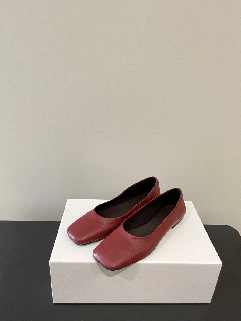 Trendsetting Othxr flat shoes 212322
