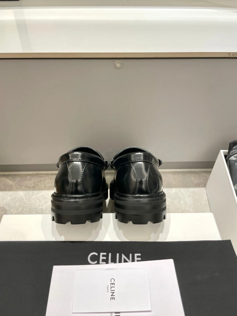 Resilient Cxlxne Leather Shoes 116106