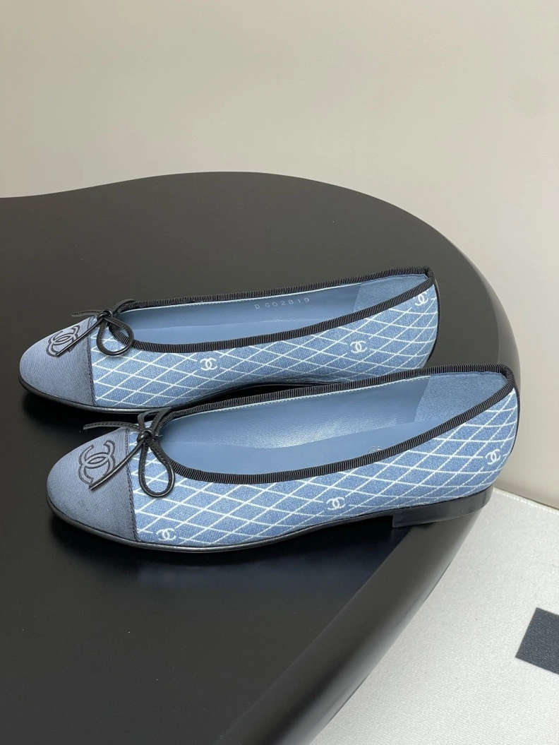 Efficient Chxnxl Flat Shoes 119503