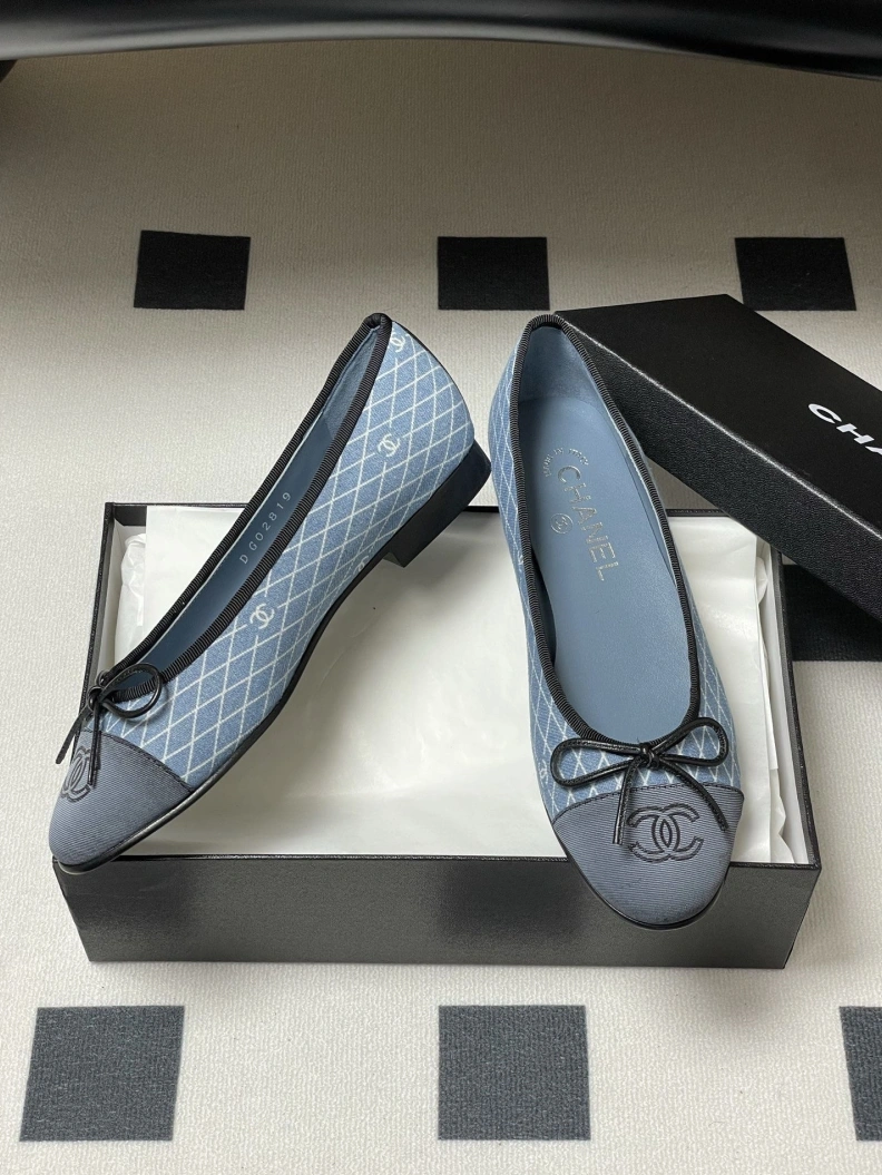 Efficient Chxnxl Flat Shoes 119503