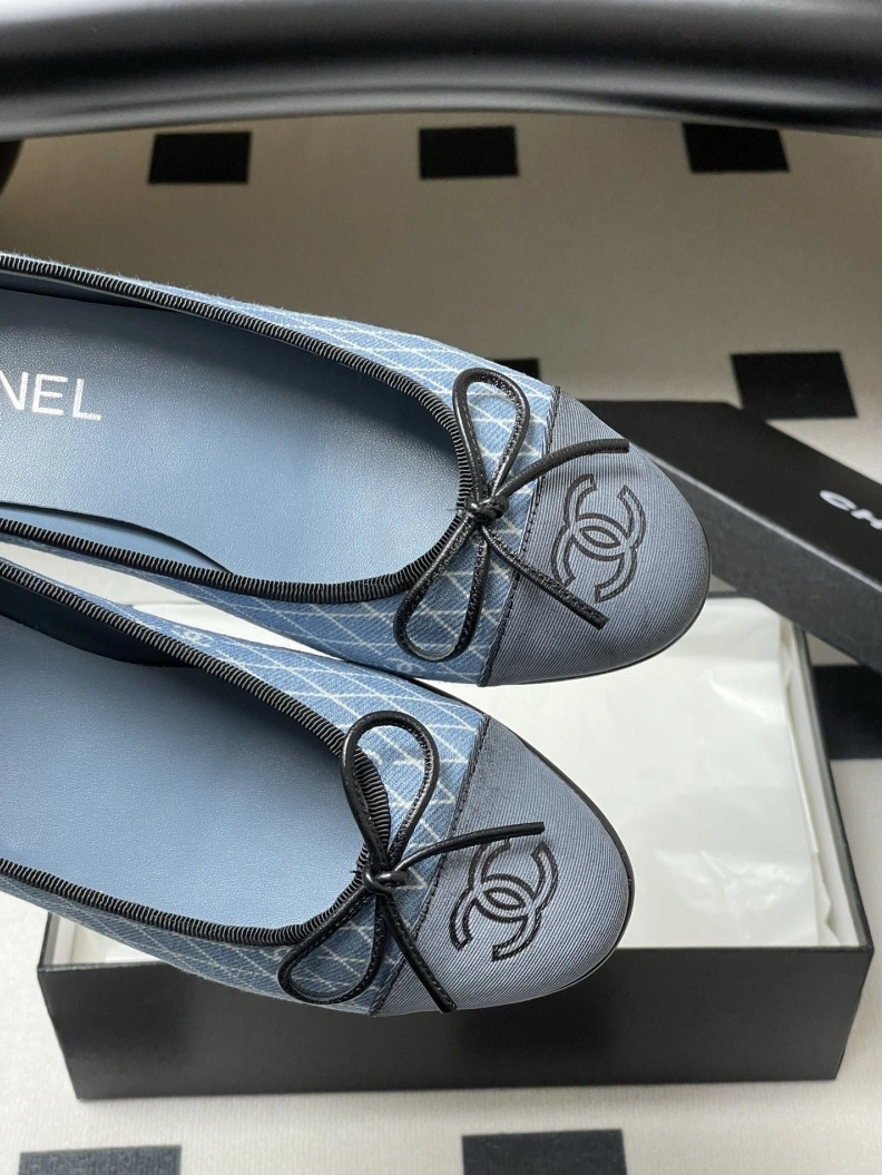 Efficient Chxnxl Flat Shoes 119503