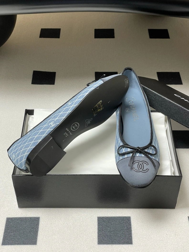 Efficient Chxnxl Flat Shoes 119503
