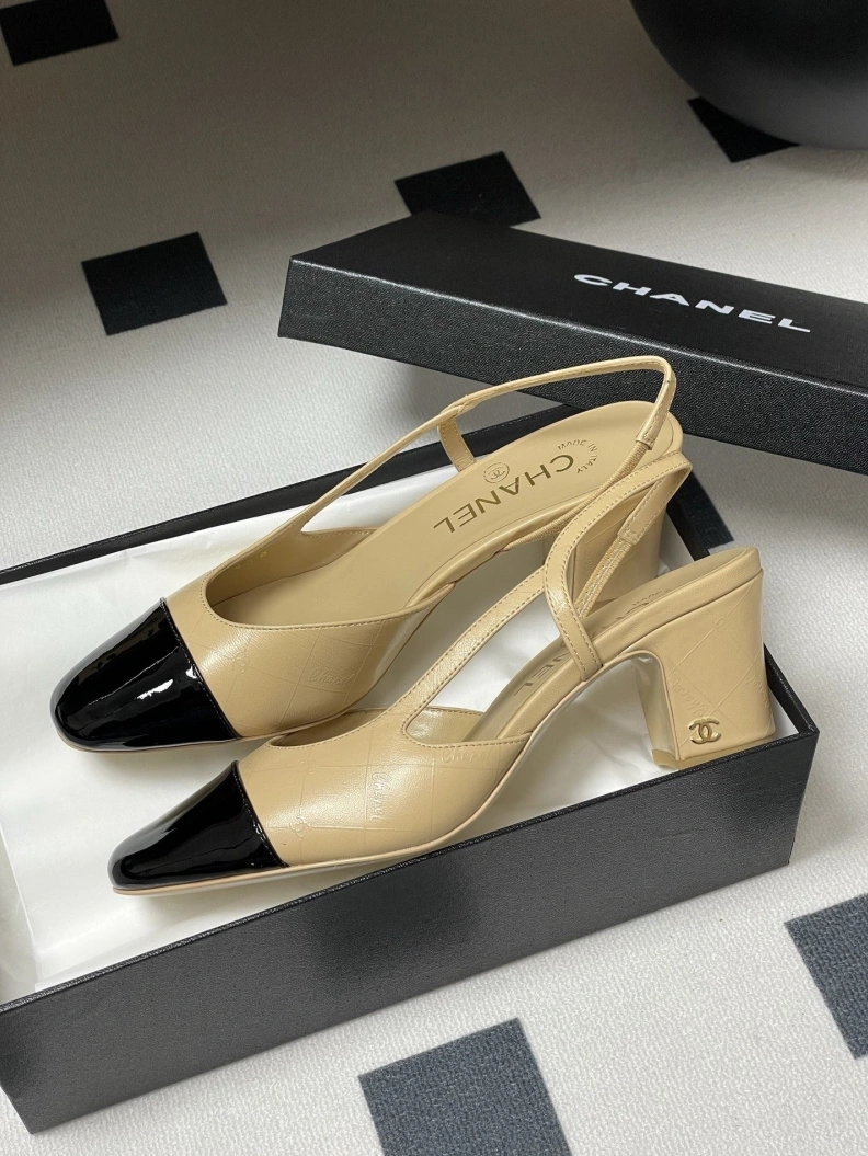 ModernLook Chxnxl Sandals 119244