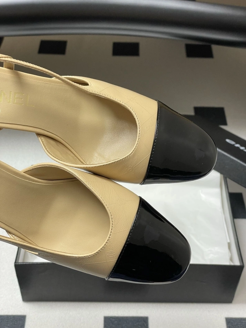 ModernLook Chxnxl Sandals 119244