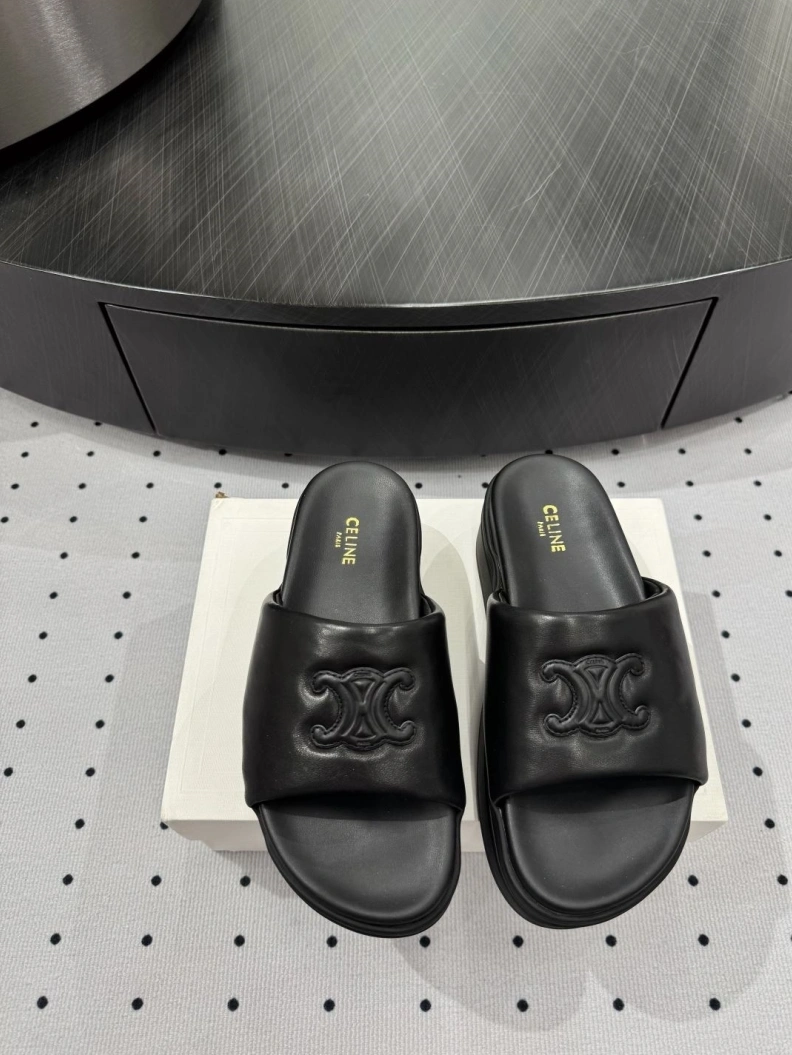 Othxr Slippers TopPick 212105