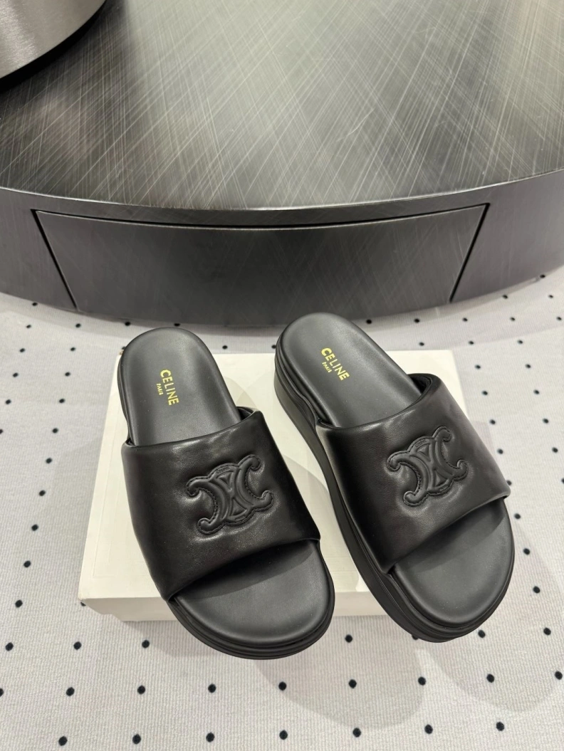 Othxr Slippers TopPick 212105