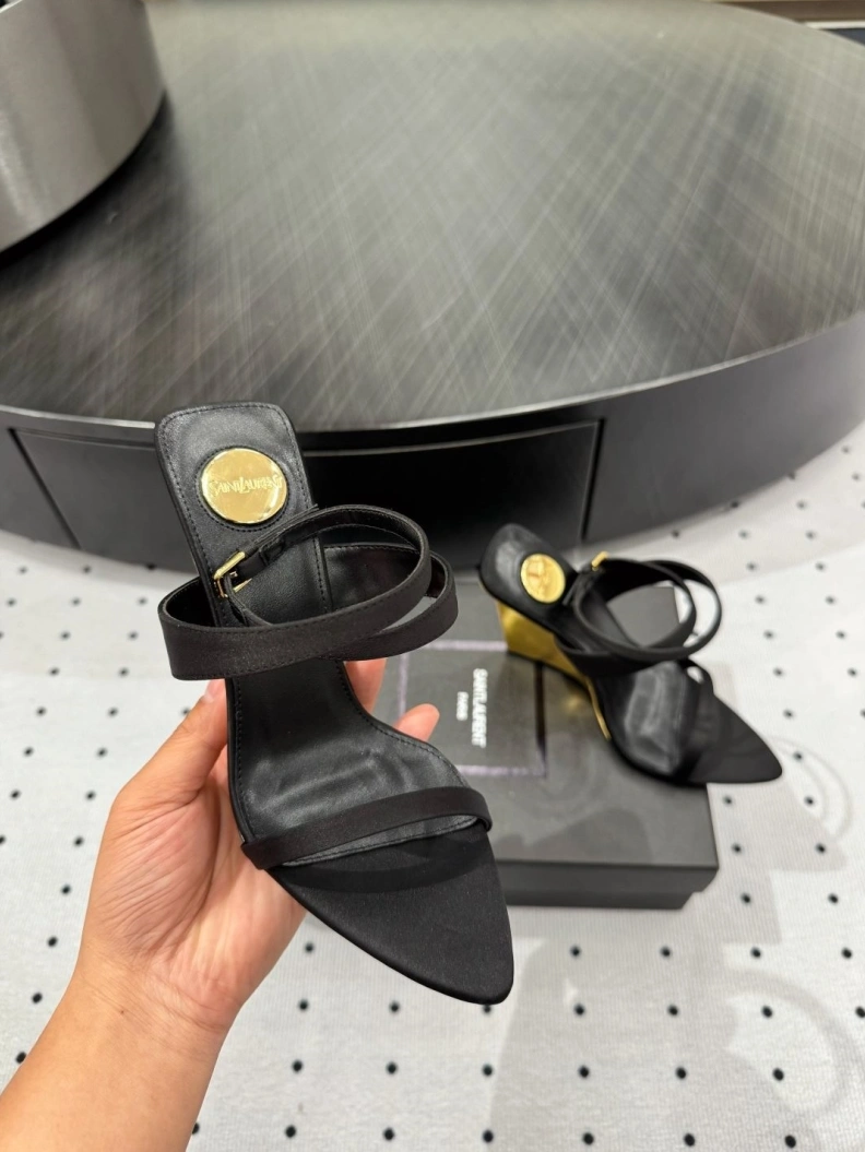 Othxr Sandals EyeCatching 212169