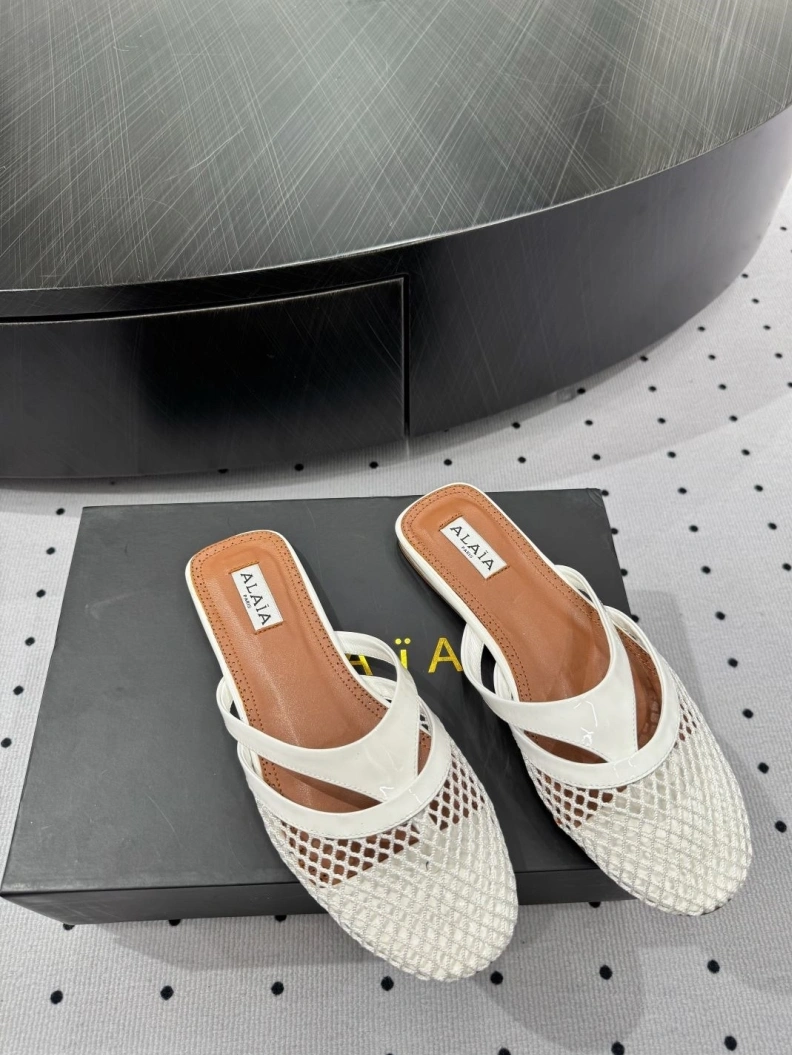 Othxr Slippers Versatile 212103