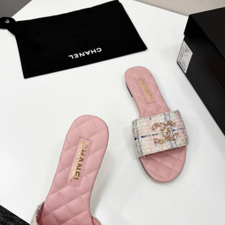 AllSeason Chxnxl Slippers 118985