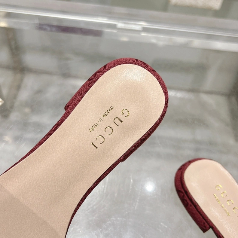 Bold Gxccx Slippers 157103
