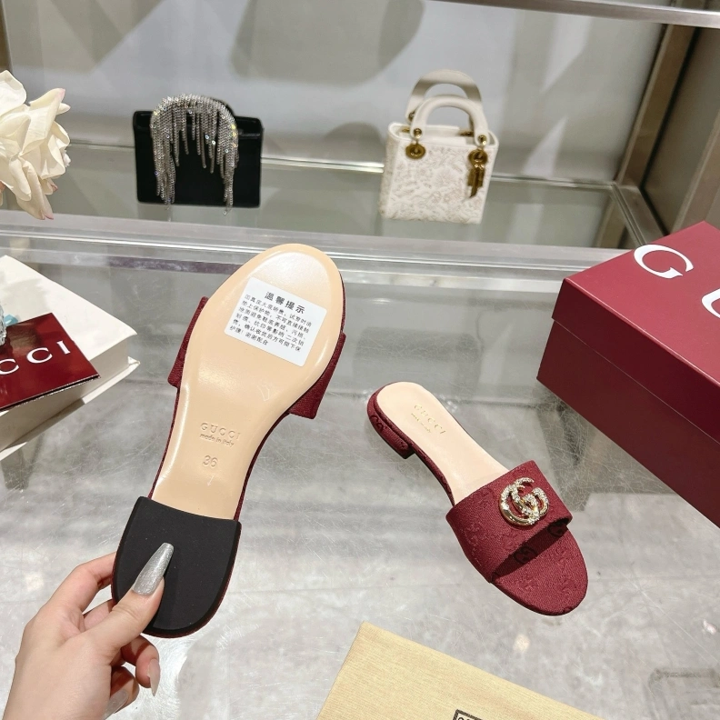 Bold Gxccx Slippers 157103