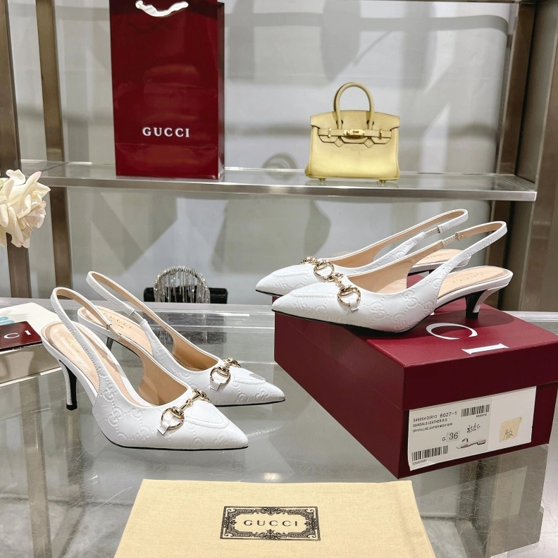 Gxccx Sandals Sophisticated 157212